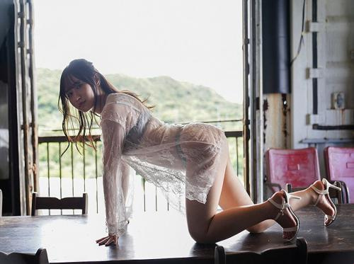 Rikka Ono suffers from a delusional illness Rikka Ono suffers from a delusional illness