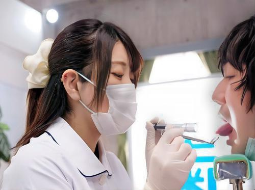 女性醫生... 女性醫生...